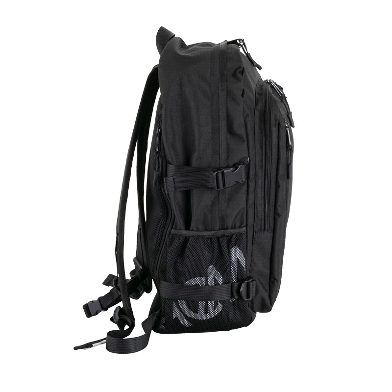 マーティー デイパック型 Mサイズ｜撥水加工リュック｜大容量23Lの